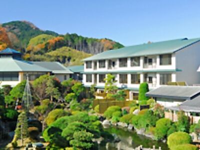 ホテルサンバレー伊豆長岡 本館 伊豆の国市 エクステリア 写真