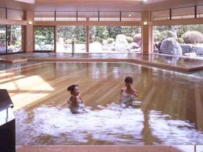 ホテルサンバレー伊豆長岡 本館 伊豆の国市 エクステリア 写真